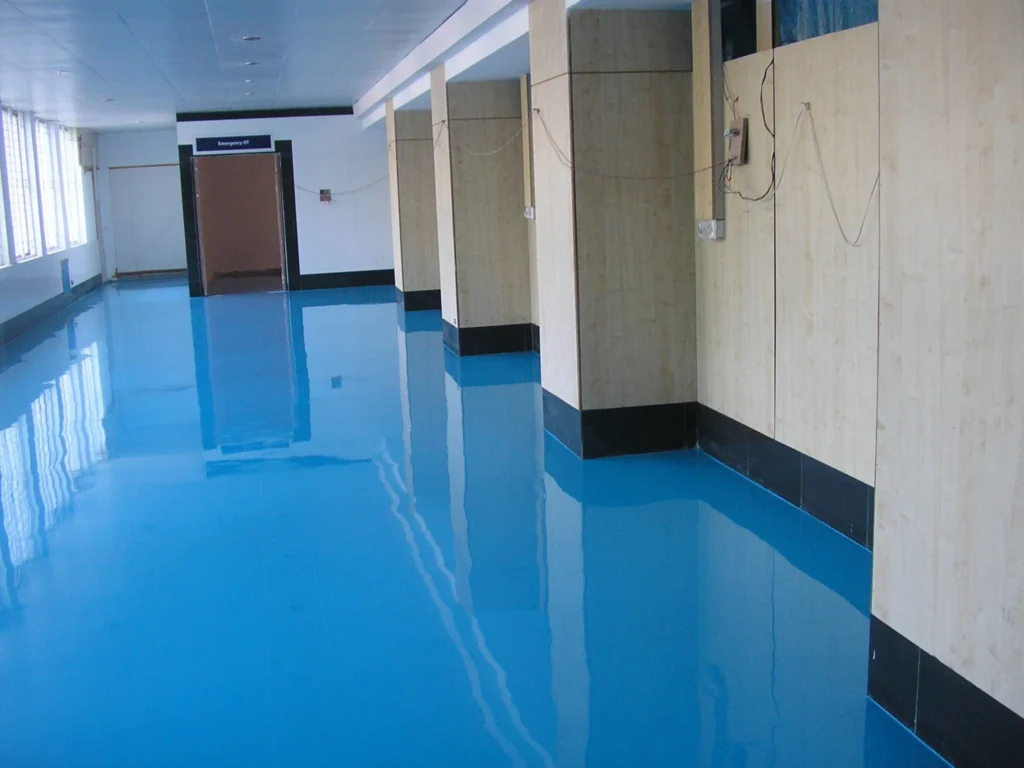 اجرای اپوکسی روی سنگ، سرامیک و موزاییک؛ آیا نیاز به تخریب زیرسازی قدیمی است؟